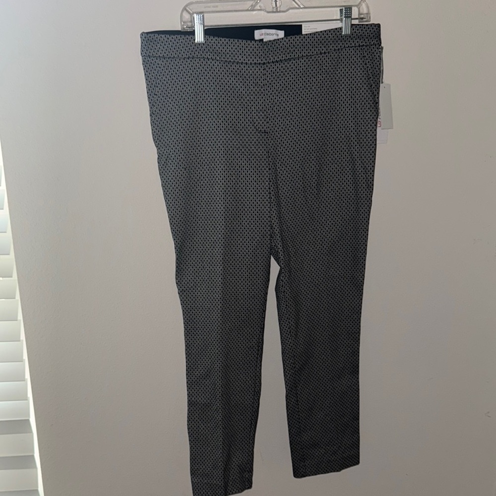 Liz Claiborne Laura Slim Leg Mid Rise black Geo pull‎ on pants Sz 16 new